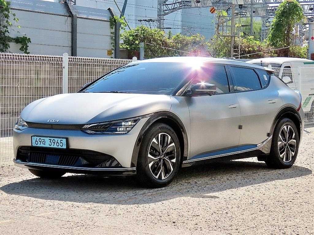 기아 EV6 롱레인지 어스 이미지 2