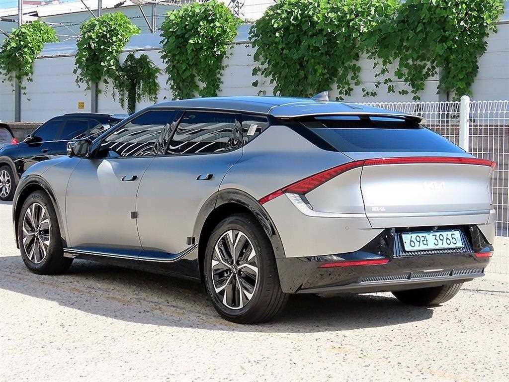 기아 EV6 롱레인지 어스 이미지 3