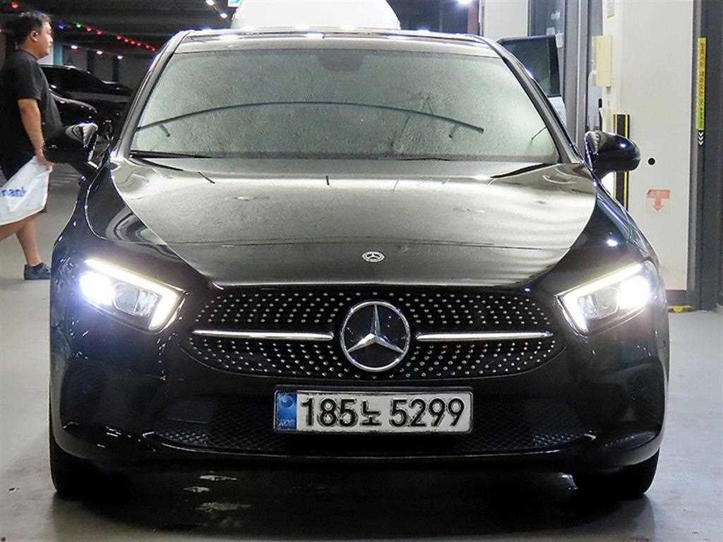 벤츠 A 클래스 A클래스 W177 A220 해치백 이미지 2
