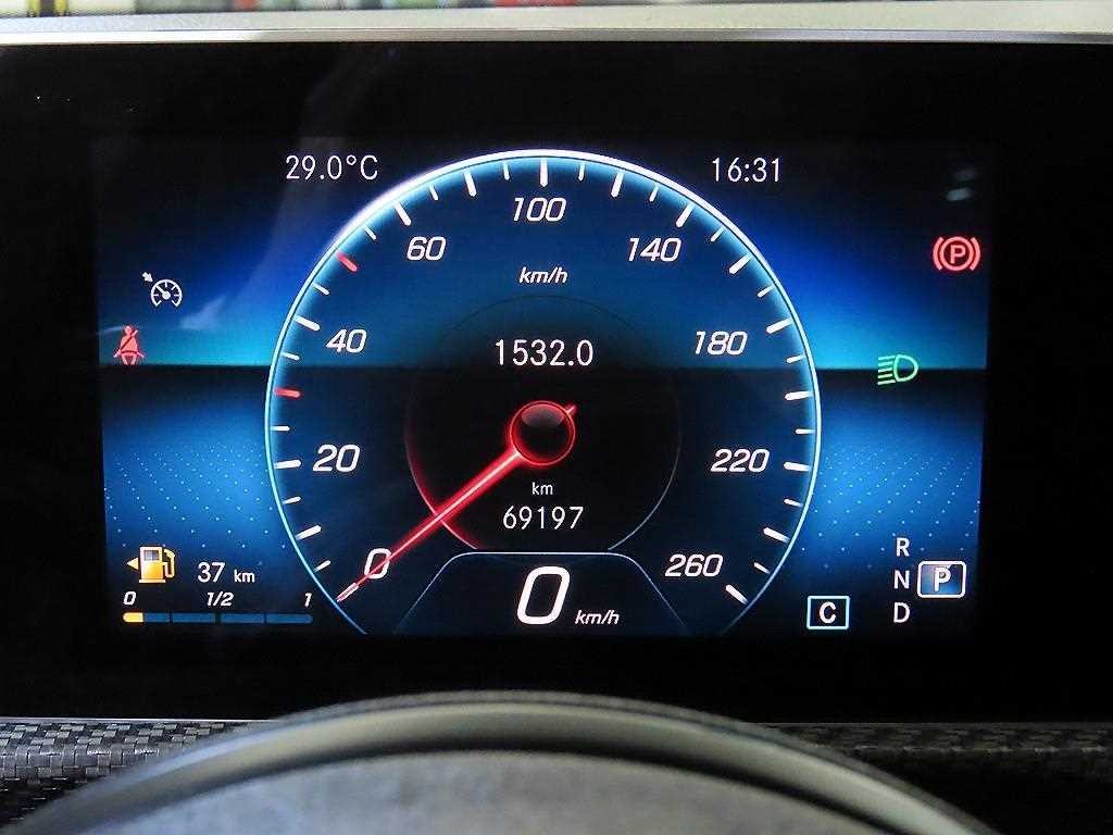 벤츠 A 클래스 A클래스 W177 A220 해치백 이미지 9