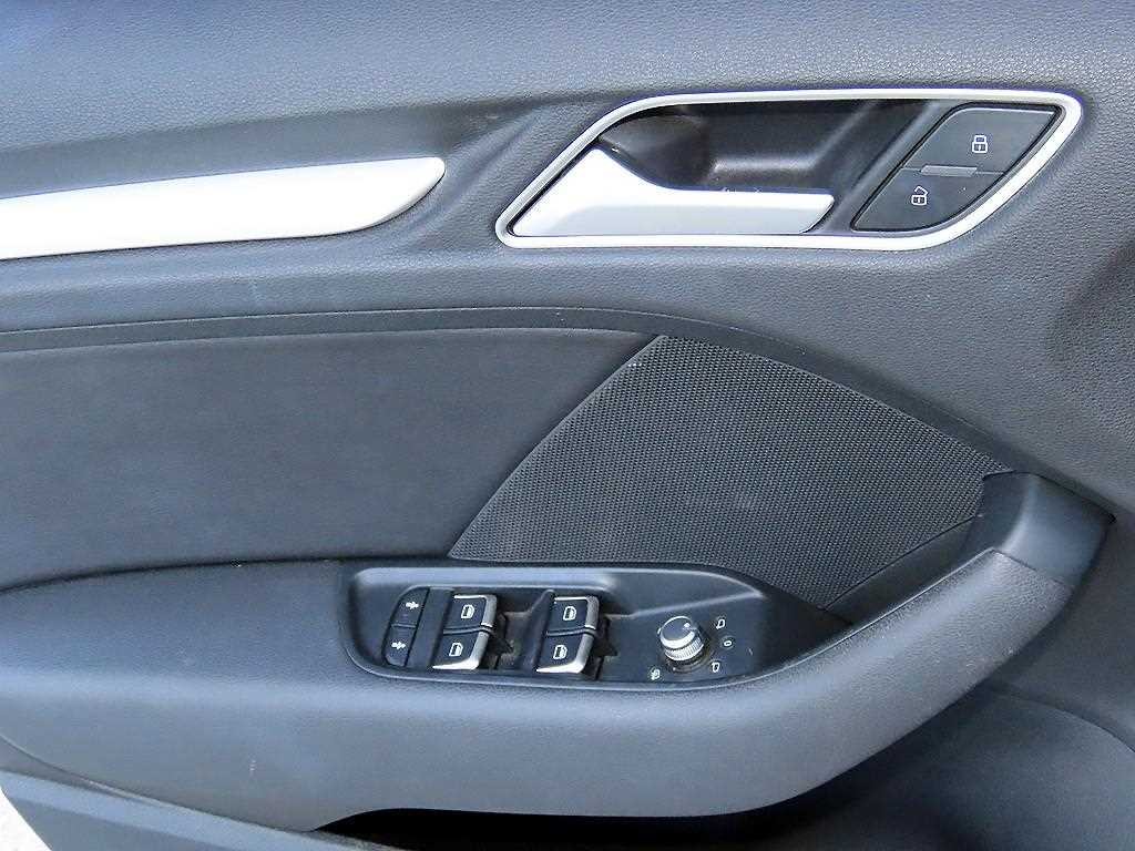 아우디 A3 뉴 A3 25 TDI 다이나믹 스포트백 이미지 11