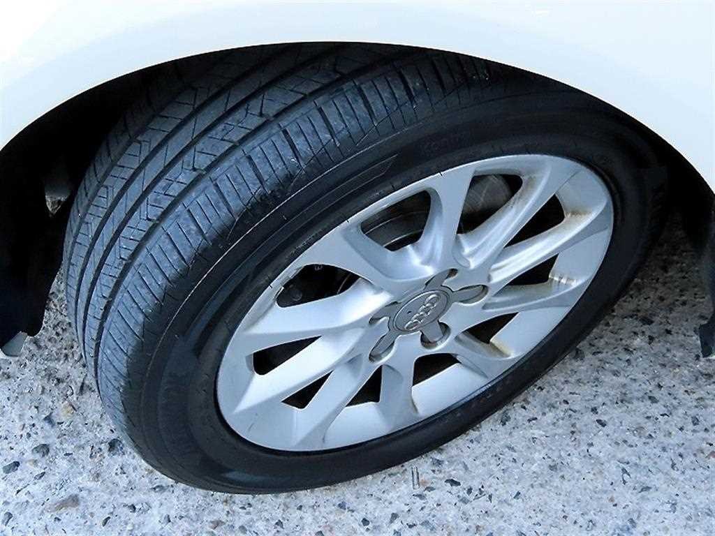 아우디 A3 뉴 A3 25 TDI 다이나믹 스포트백 이미지 19