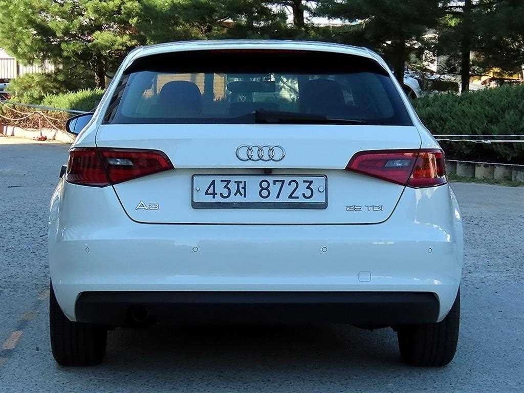 아우디 A3 뉴 A3 25 TDI 다이나믹 스포트백 이미지 4