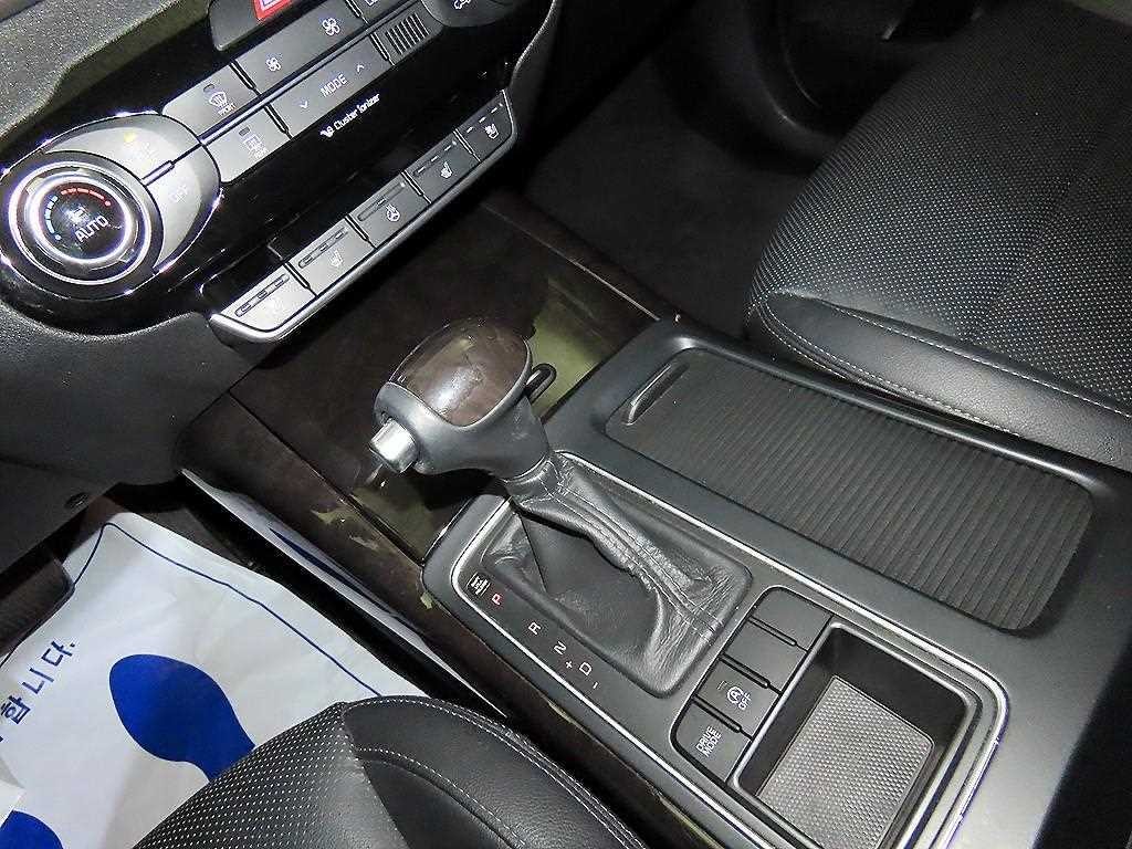 기아 쏘렌토 올 뉴 쏘렌토 디젤 2WD 2.0 프레스티지 이미지 12