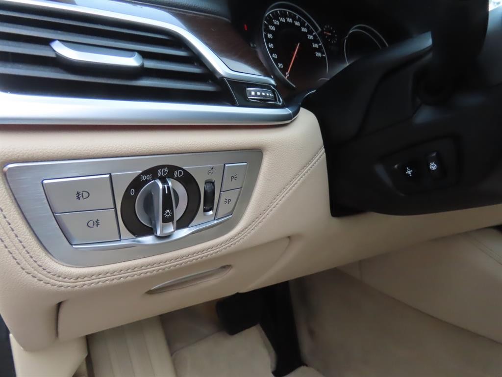 BMW 7시리즈 7시리즈 (G11) 730d xDrive 이미지 14