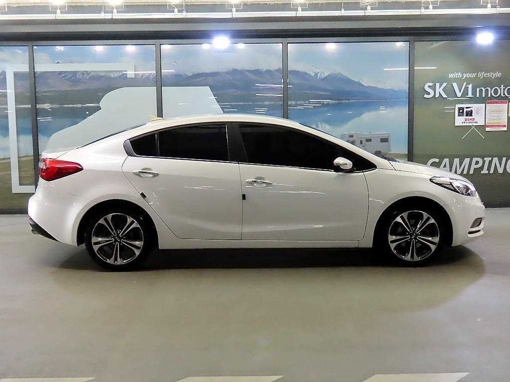 기아 K3 1.6 GDI 노블레스 이미지 3