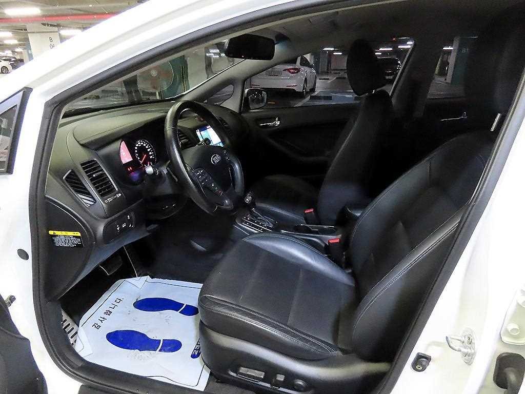기아 K3 1.6 GDI 노블레스 이미지 6
