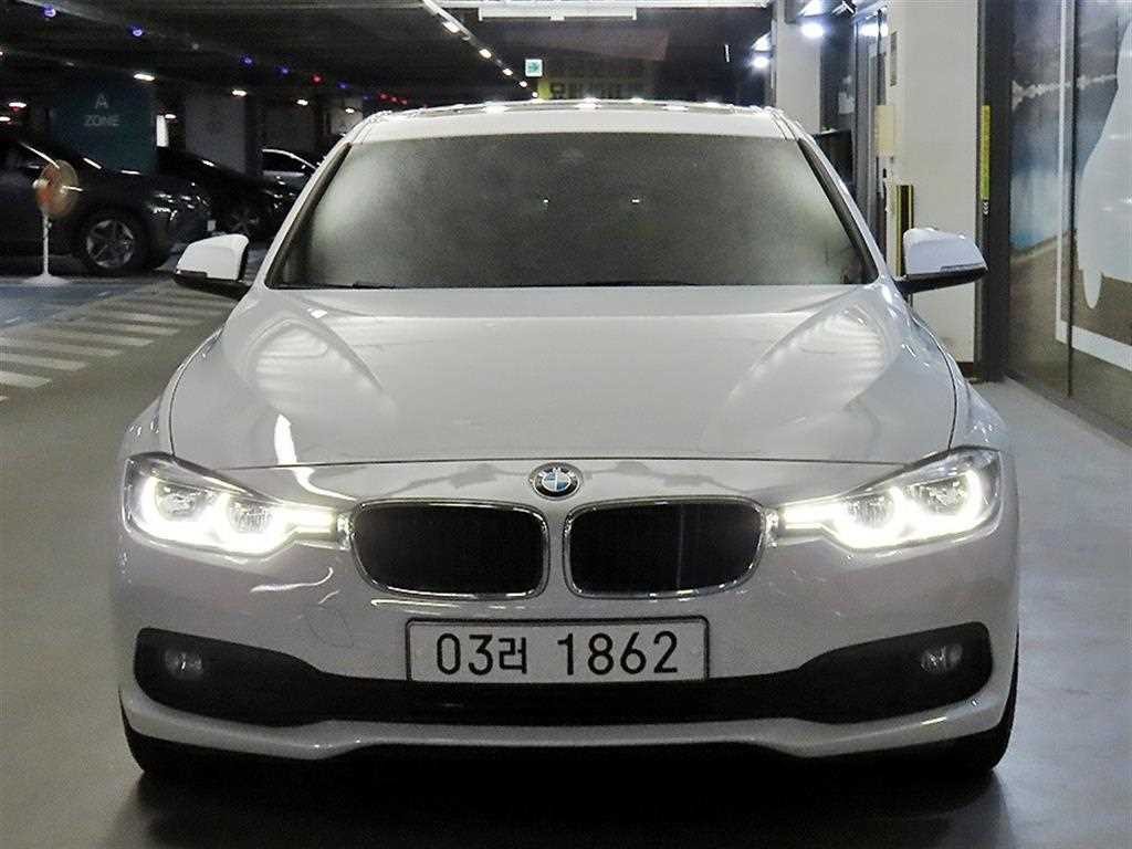 BMW 3시리즈 3시리즈 (F30) 320d 이미지 2