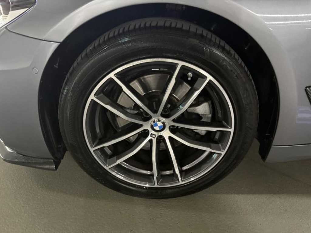 BMW 5시리즈 5시리즈 (G30) 520d 럭셔리 스페셜 에디션 이미지 19