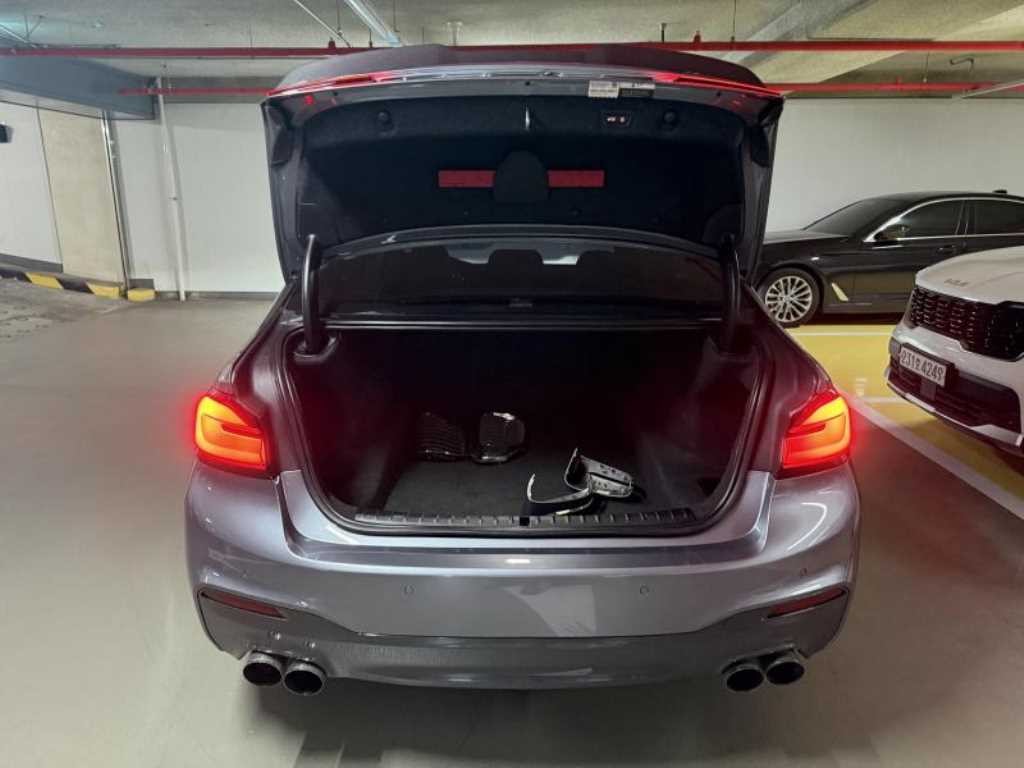 BMW 5시리즈 5시리즈 (G30) 520d 럭셔리 스페셜 에디션 이미지 6