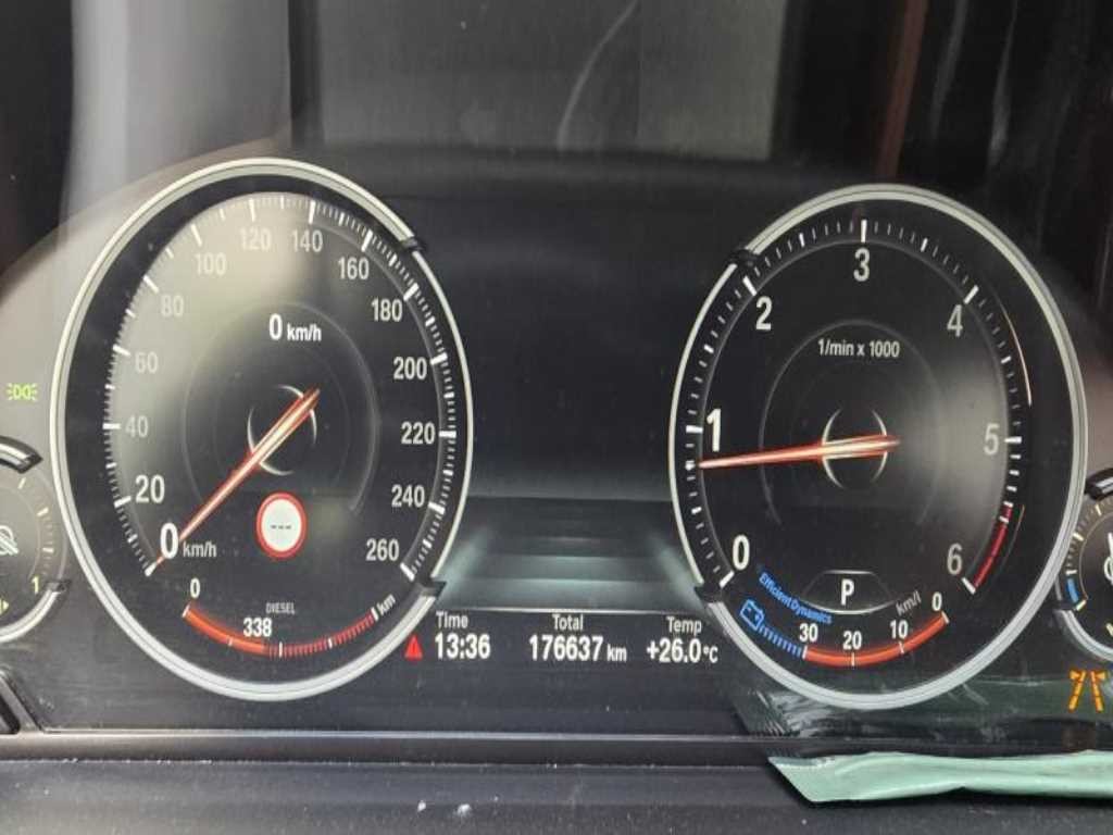 BMW 5시리즈 5시리즈 (F10) 520d M 에어로다이나믹 프로 이미지 6