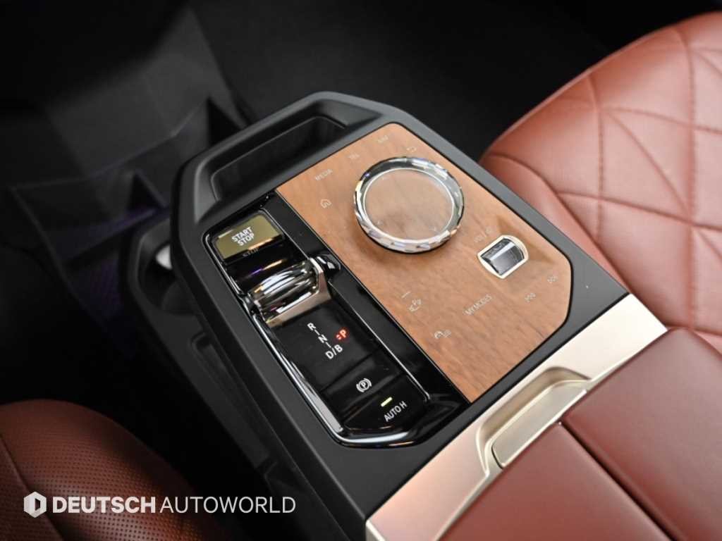 BMW iX xDrive 40 퍼스트 에디션 이미지 10