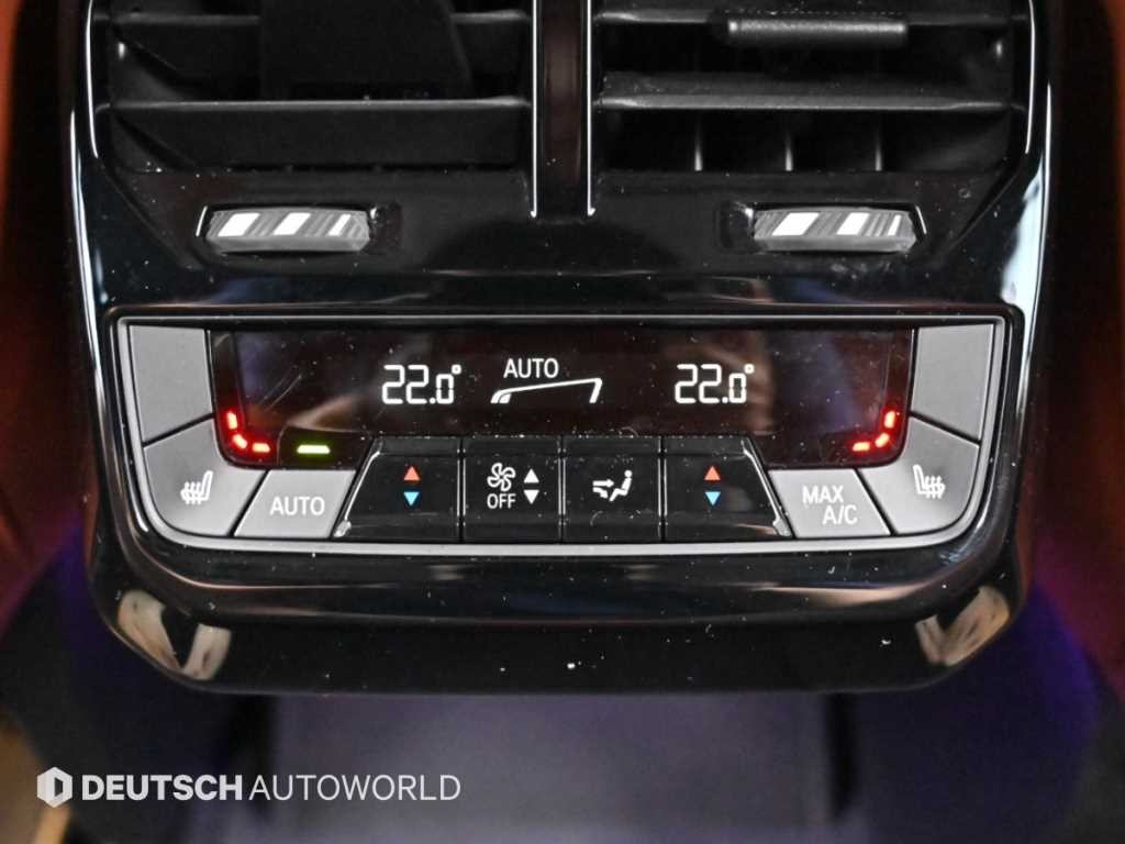 BMW iX xDrive 40 퍼스트 에디션 이미지 16