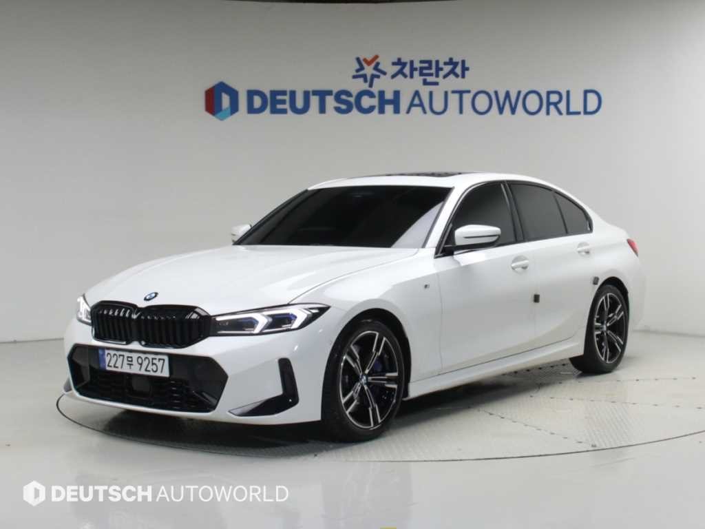 BMW 3시리즈 3시리즈 (G20) 320i M 스포츠 이미지 1