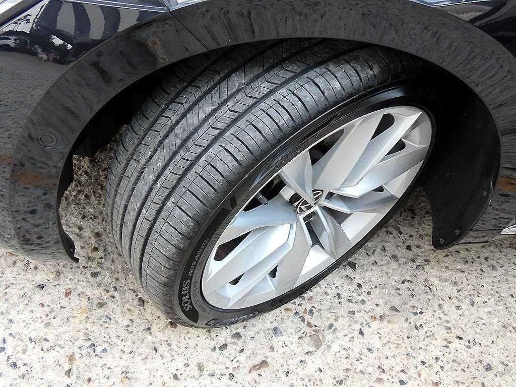폭스바겐 아테온 2.0 TDI 프레스티지 이미지 20
