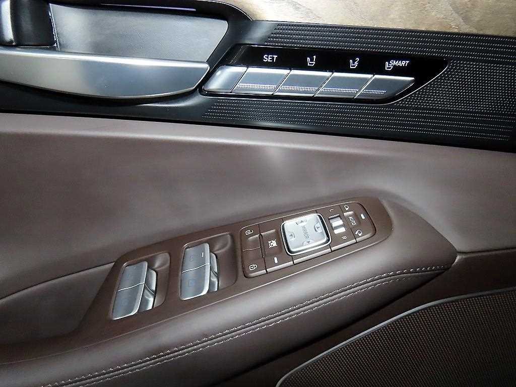 제네시스 G90 3.8 GDI AWD 럭셔리 이미지 13