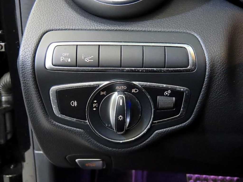 벤츠 C 클래스 C클래스 W205 C43 AMG 4MATIC 이미지 14