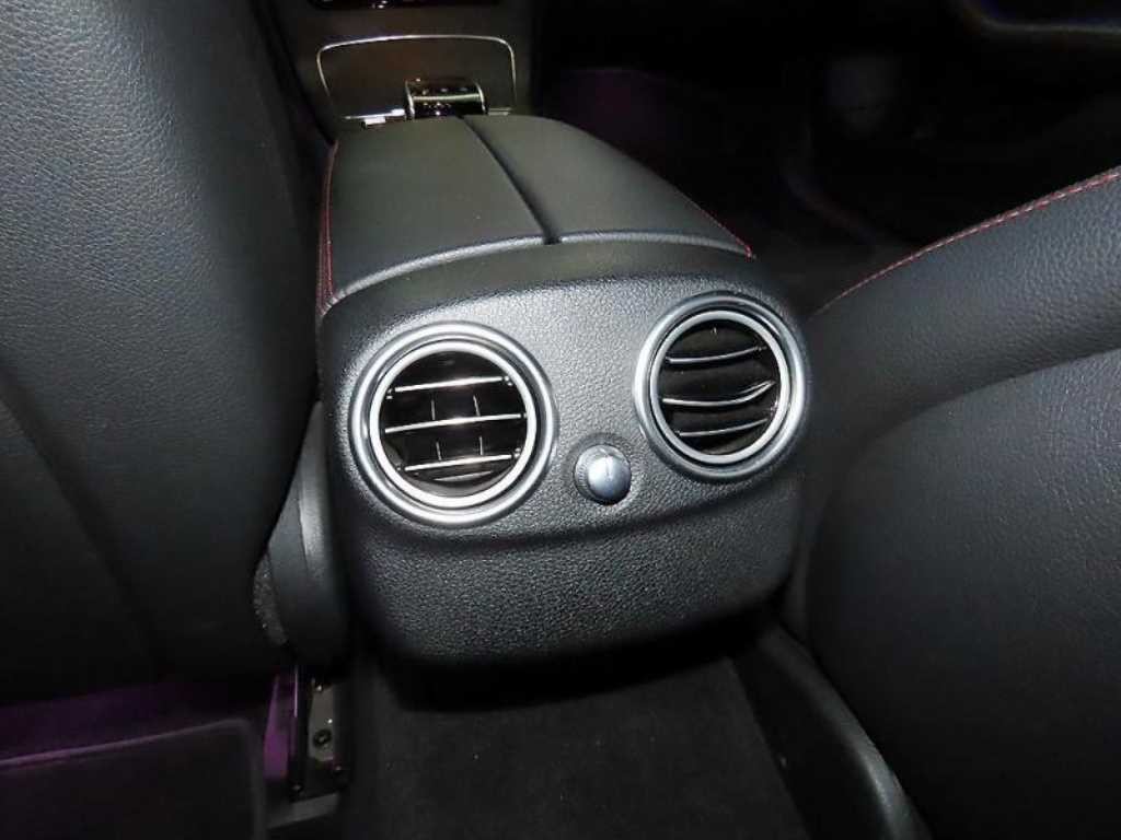 벤츠 C 클래스 C클래스 W205 C43 AMG 4MATIC 이미지 16