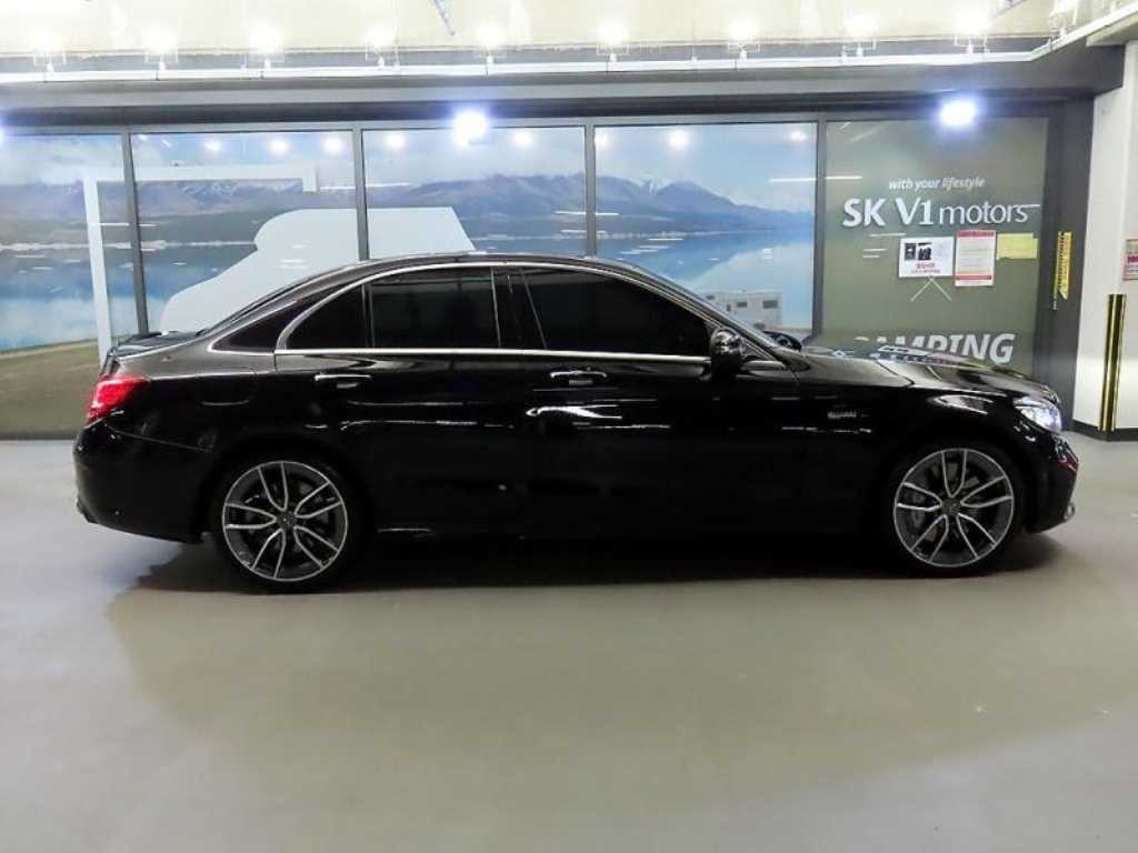 벤츠 C 클래스 C클래스 W205 C43 AMG 4MATIC 이미지 3