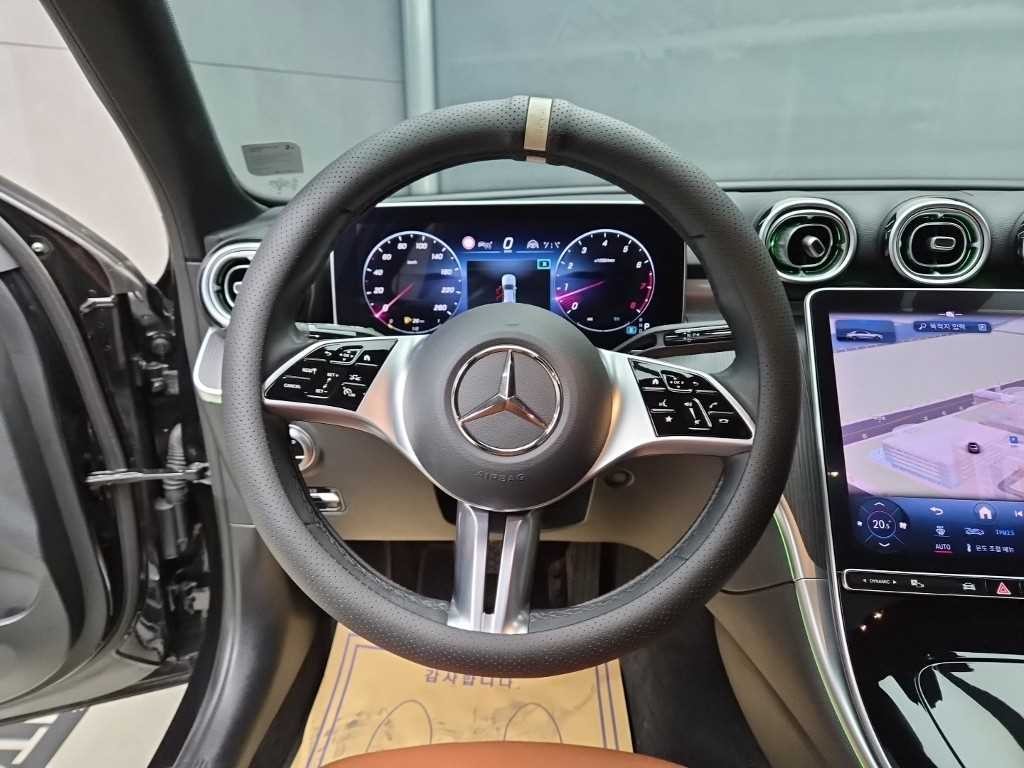 벤츠 C 클래스 C클래스 W206 C300 4MATIC 아방가르드 이미지 9