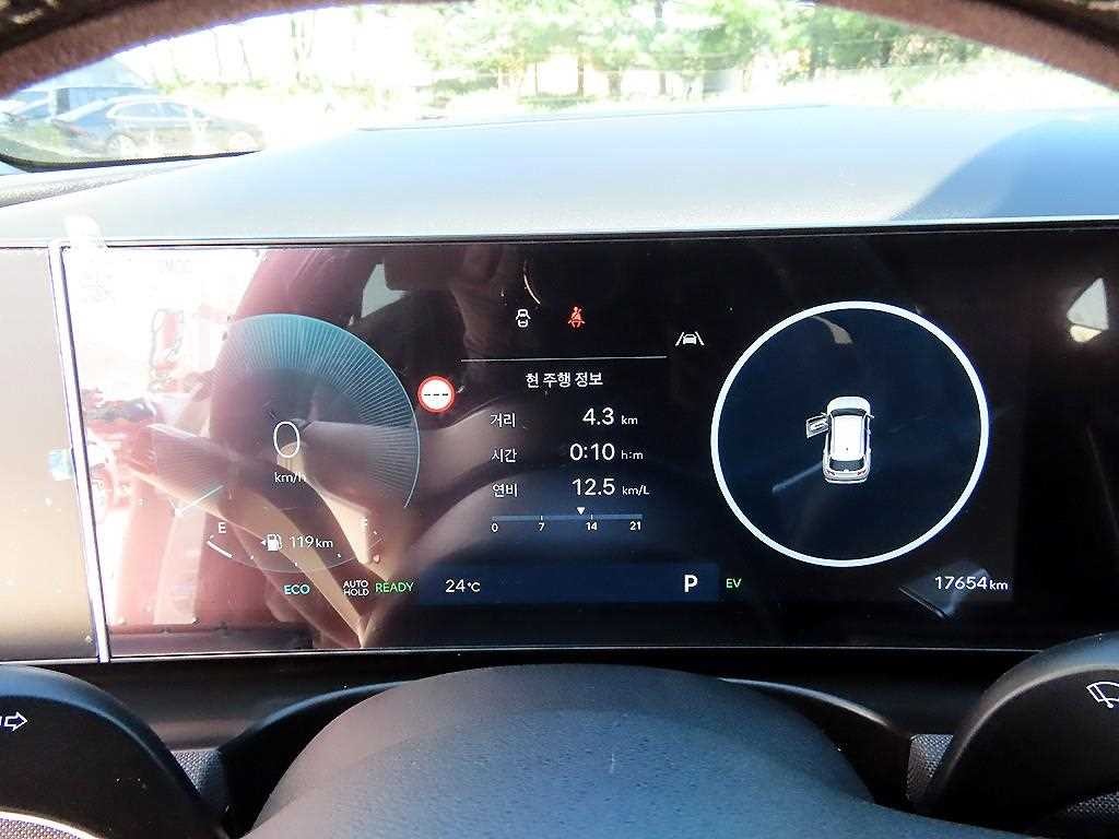 현대 투싼 더 뉴 투싼 하이브리드 (NX4) HEV 1.6 2WD 인스퍼레이션 이미지 9