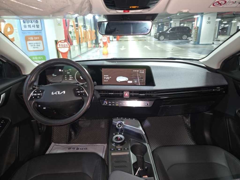 기아 EV6 롱레인지 AWD 에어 이미지 6