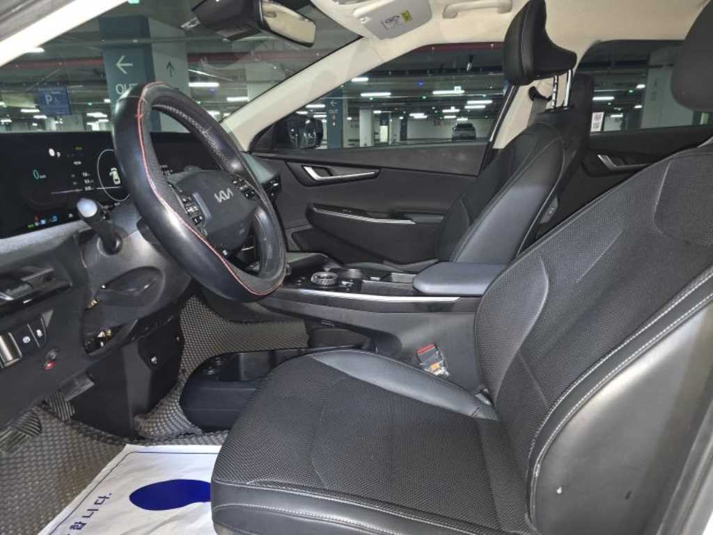 기아 EV6 롱레인지 AWD 에어 이미지 7