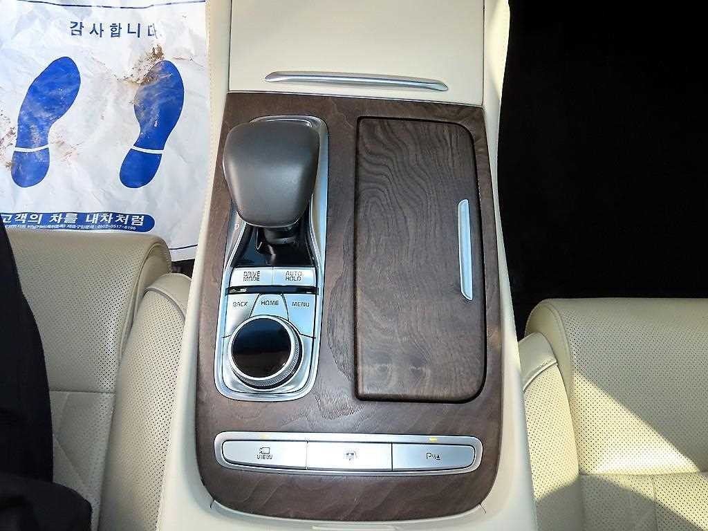 기아 K9 더 K9 3.8 GDI 2WD 플래티넘Ⅱ 이미지 11