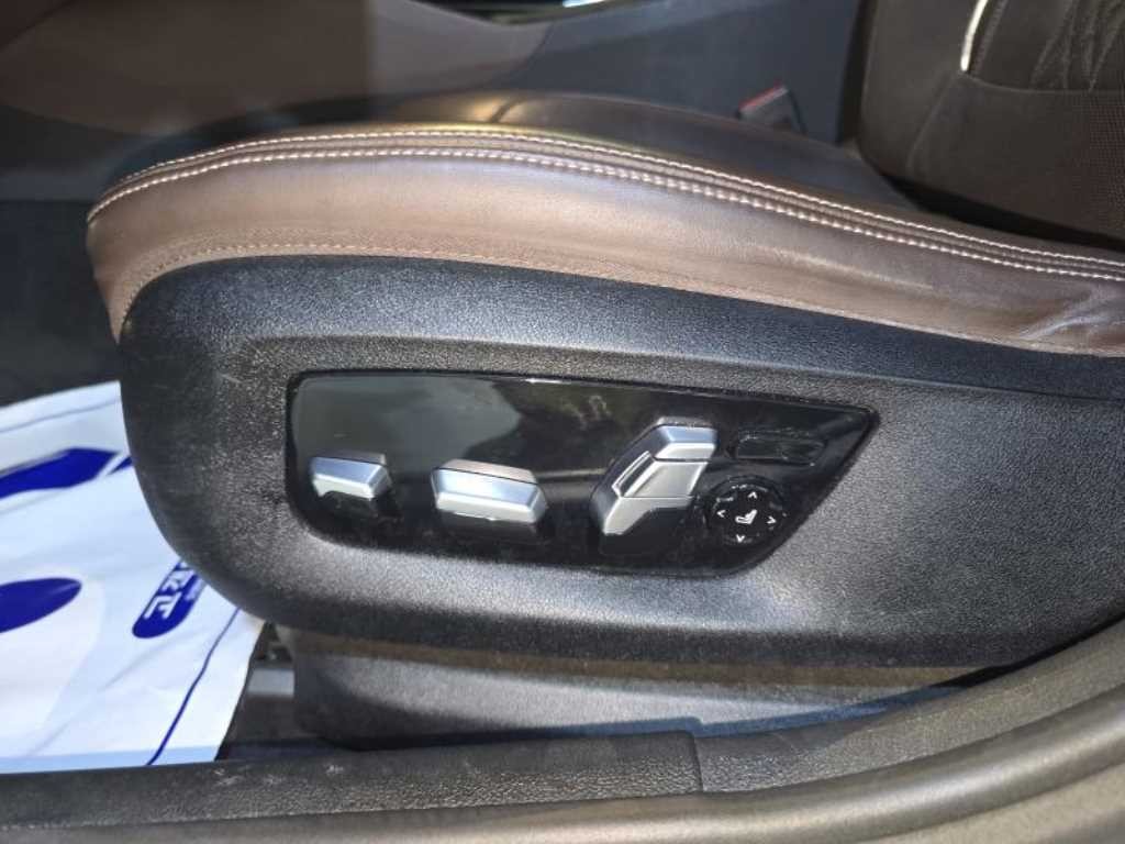 BMW 5시리즈 5시리즈 (G30) 530e M 스포츠 이미지 12