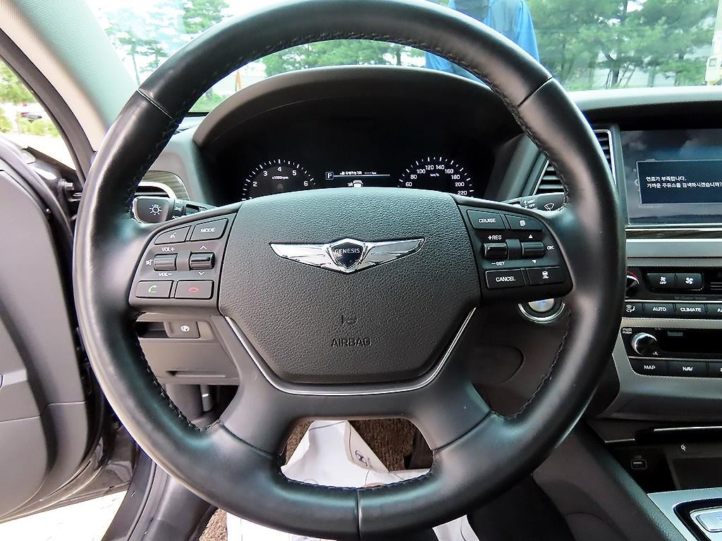 제네시스 G80 3.3 GDI AWD 프리미엄 럭셔리 이미지 8