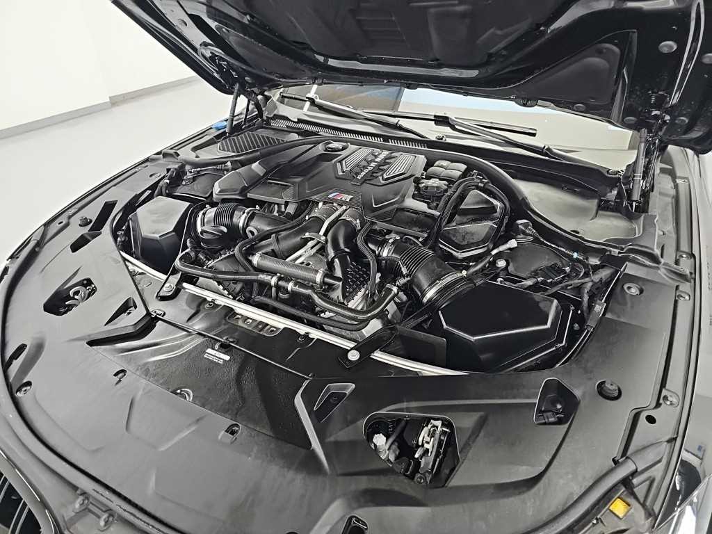 BMW 8시리즈 M8 4.4 그란쿠페 컴페티션 이미지 5