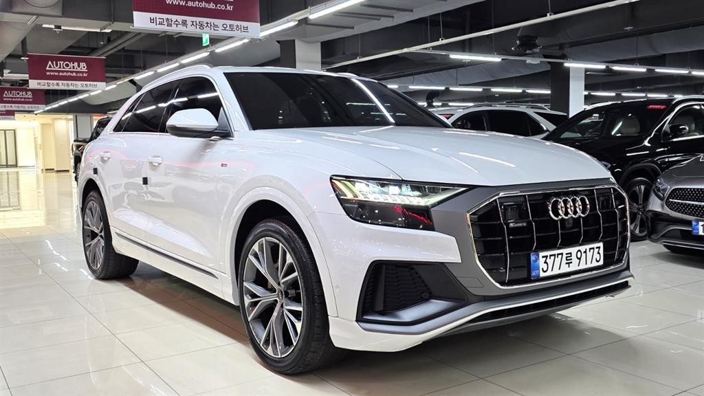 아우디 Q8 50 TDI 콰트로 프리미엄 이미지 16
