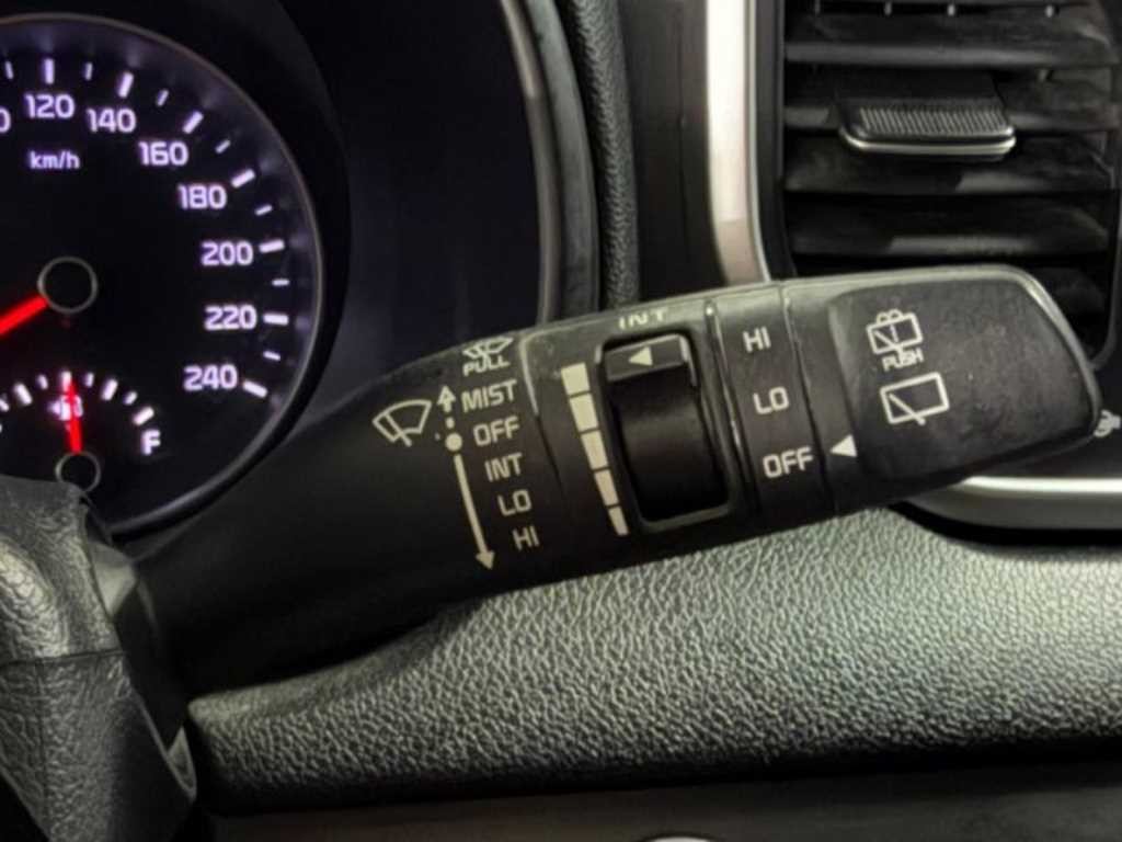 기아 스포티지 스포티지 더 볼드 2.0 디젤 2WD 럭셔리 이미지 16