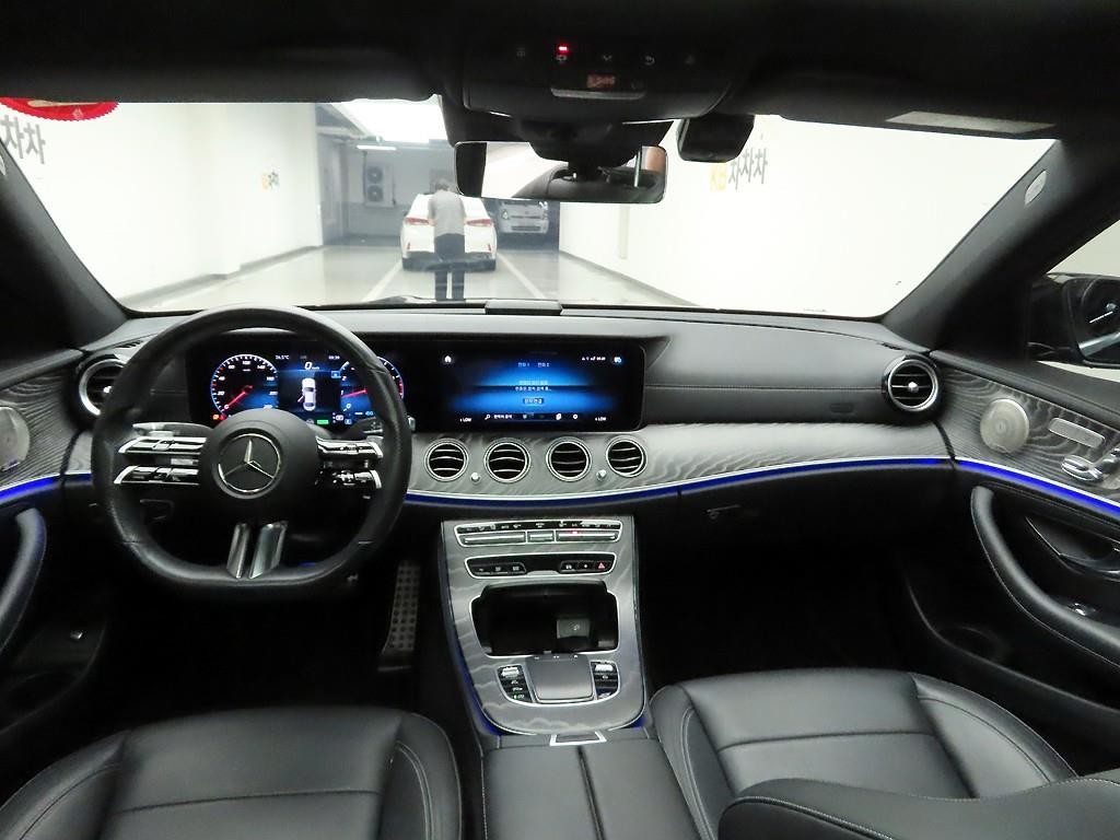 벤츠 E 클래스 E-클래스 W213 E350 4MATIC 아방가르드 이미지 6