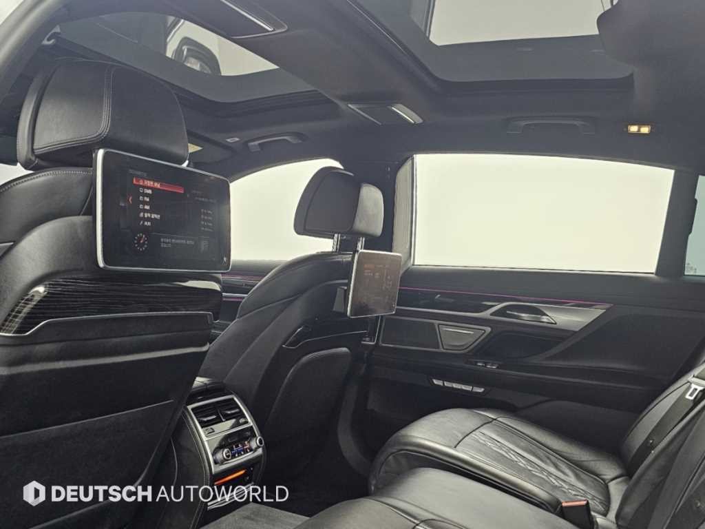 BMW 7시리즈 7시리즈 (G11) 730Ld xDrive M 스포츠 이미지 18