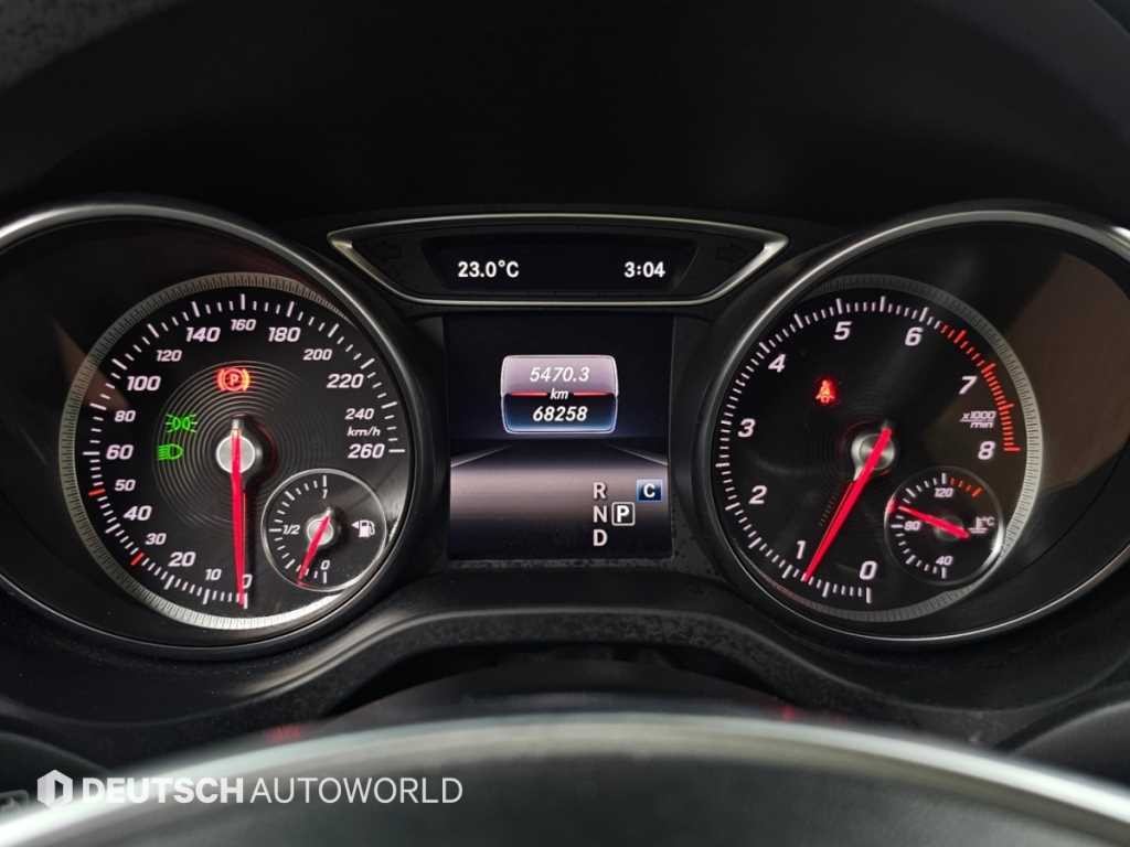 벤츠 CLA 클래스 CLA클래스 CLA 220 AMG LINE 이미지 8