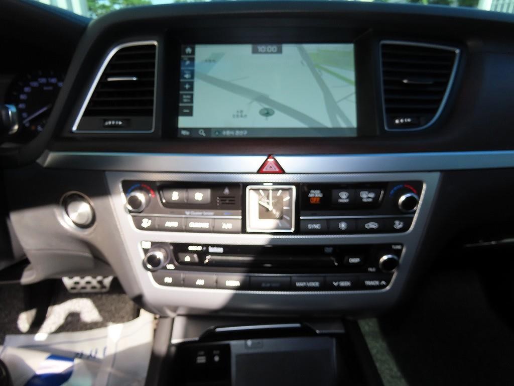 제네시스 G80 3.3 GDI AWD 프레스티지 이미지 14