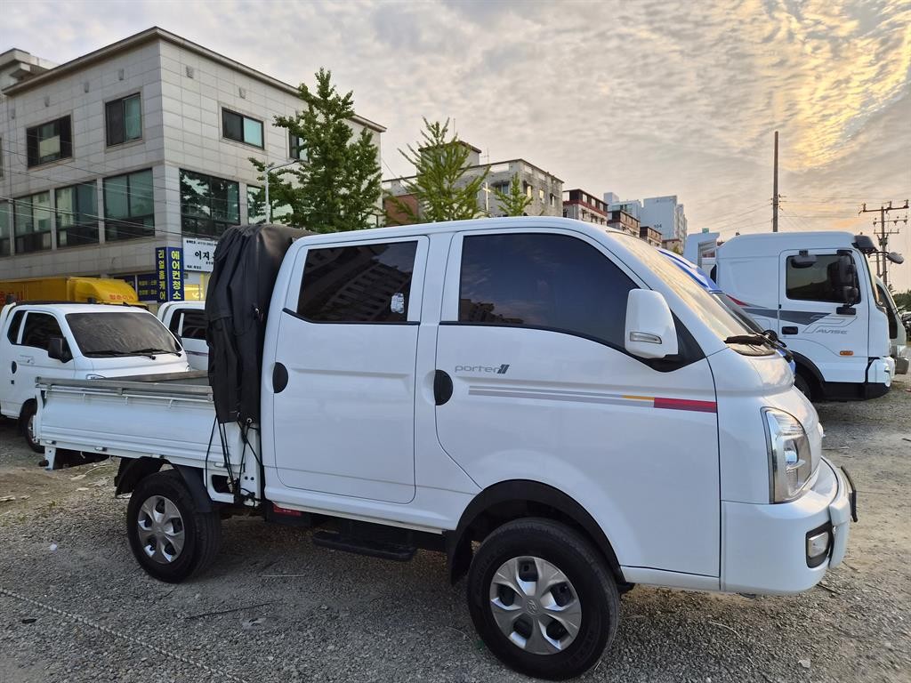소형화물 카고(소형) [카고]포터2 4WD/더블캡/장축 프리미엄 이미지 3