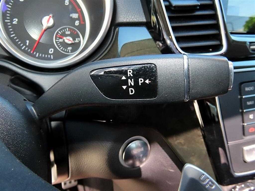 벤츠 GLE 클래스 GLE 클래스 W166 GLE 350 d 4MATIC 이미지 10