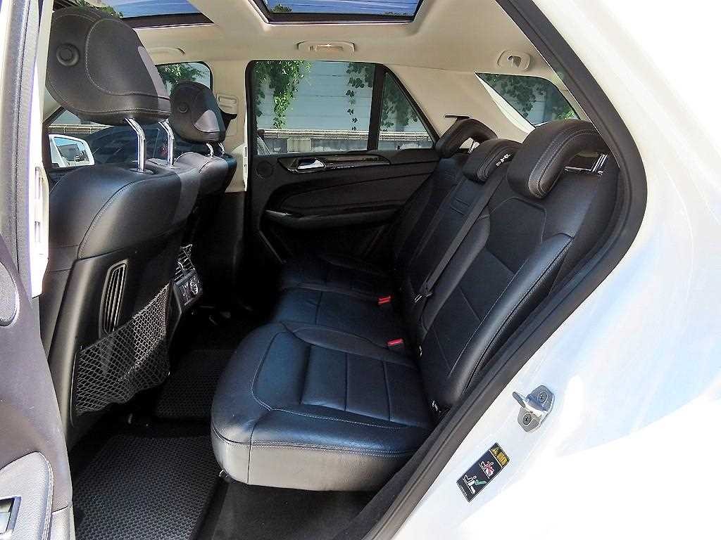 벤츠 GLE 클래스 GLE 클래스 W166 GLE 350 d 4MATIC 이미지 6