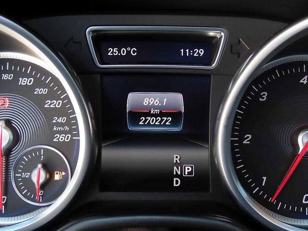 벤츠 GLE 클래스 GLE 클래스 W166 GLE 350 d 4MATIC 이미지 9