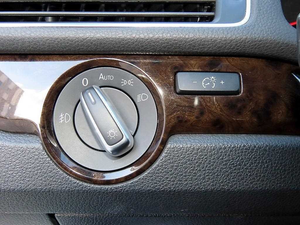 폭스바겐 파사트 더 뉴 파사트 1.8 TSI 이미지 12