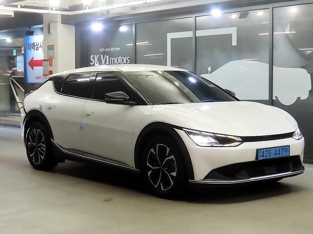 기아 EV6 롱레인지 AWD 에어 이미지 1