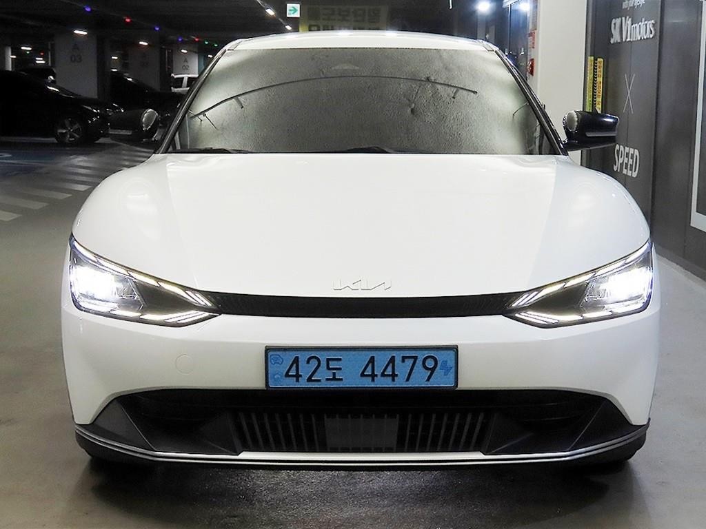 기아 EV6 롱레인지 AWD 에어 이미지 2