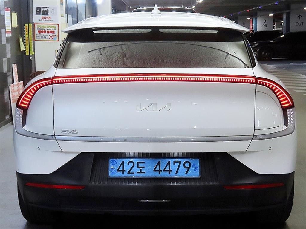 기아 EV6 롱레인지 AWD 에어 이미지 5