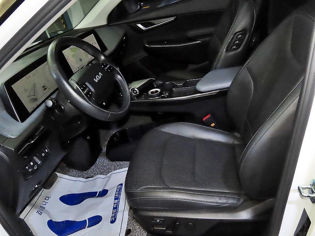 기아 EV6 롱레인지 AWD 에어 이미지 6