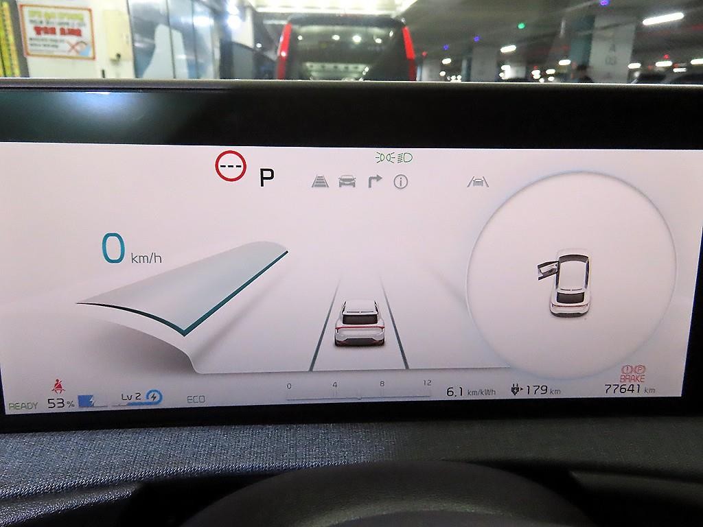 기아 EV6 롱레인지 AWD 에어 이미지 9