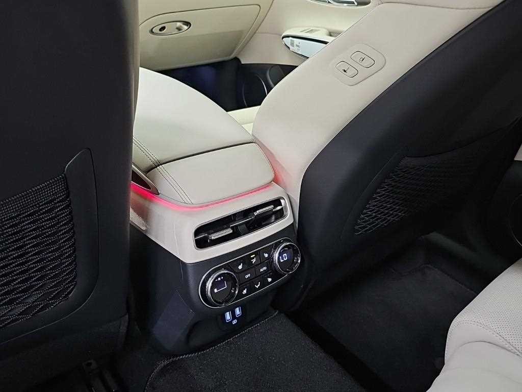 제네시스 GV70 2.5T 가솔린 2WD 이미지 17