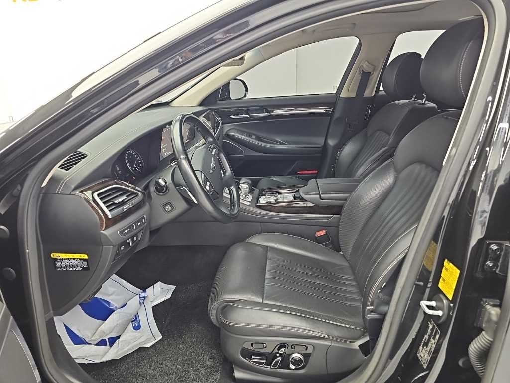 제네시스 G90 3.3 T AWD 프리미엄 럭셔리 이미지 11