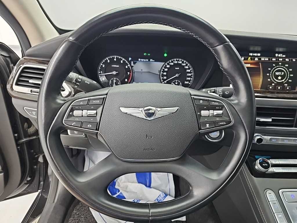 제네시스 G90 3.3 T AWD 프리미엄 럭셔리 이미지 9